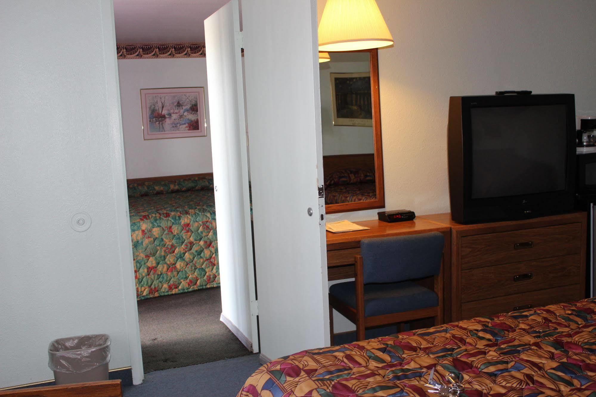 Safari Inn Limon Exteriör bild